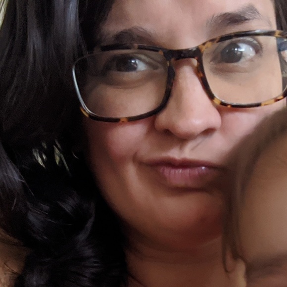 Meet your Posher, Jessica - Picture 1 of 1